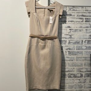 Single capped sleeve dress size 4